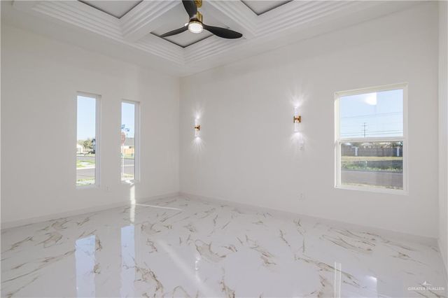 2213 N Piedra Avenue, Edinburg, TX 78542