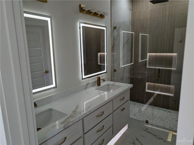 2213 N Piedra Avenue, Edinburg, TX 78542