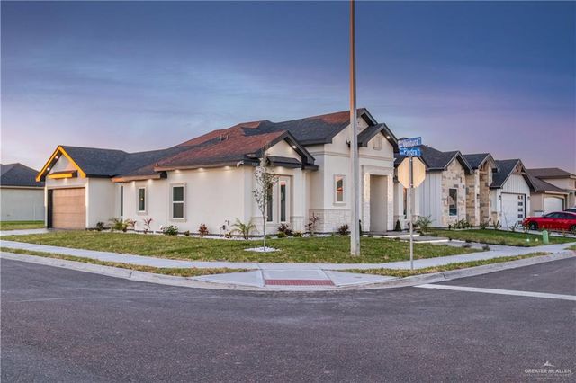 2213 N Piedra Avenue, Edinburg, TX 78542