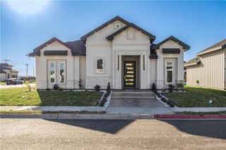 2213 N Piedra Avenue, Edinburg, TX 78542
