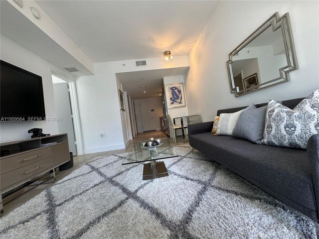 121 NE 34th St L401, Miami, FL 33137