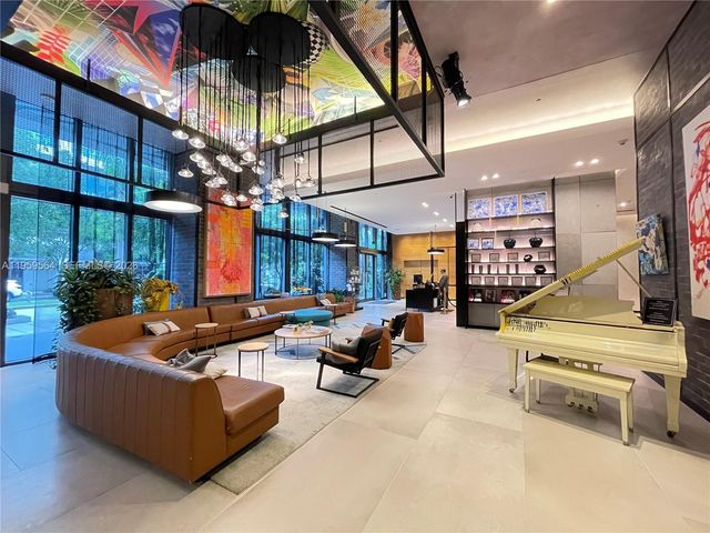 121 NE 34th St L401, Miami, FL 33137