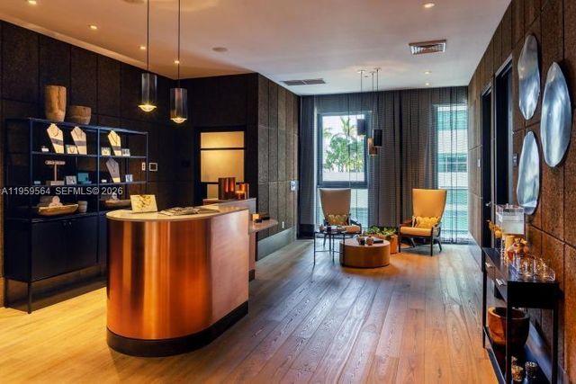 121 NE 34th St L401, Miami, FL 33137