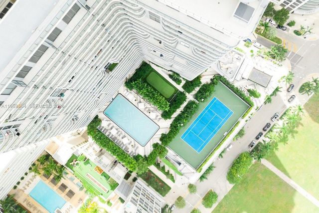 121 NE 34th St L401, Miami, FL 33137