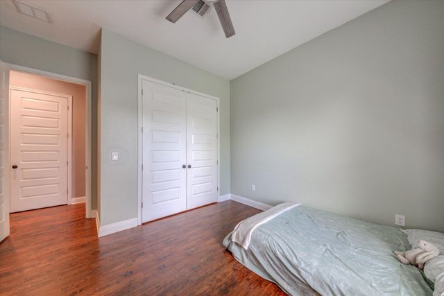 855 Aspen LN, Cottonwood Shores, TX 78657