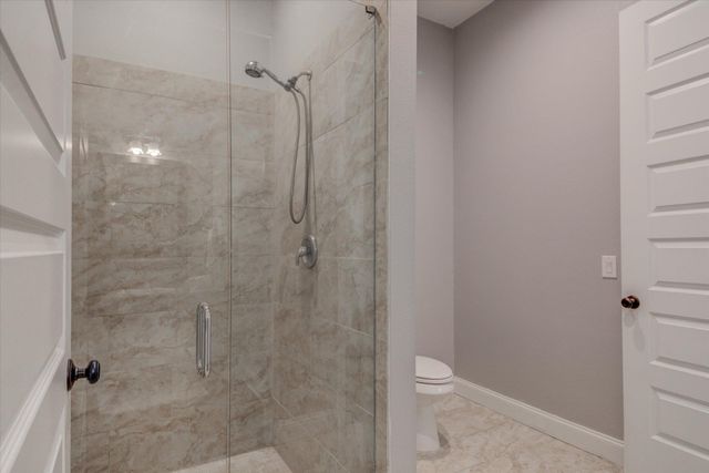 855 Aspen LN, Cottonwood Shores, TX 78657