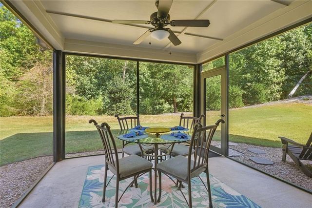 413 Hudson Cove Trail NE, Gainesville, GA 30506