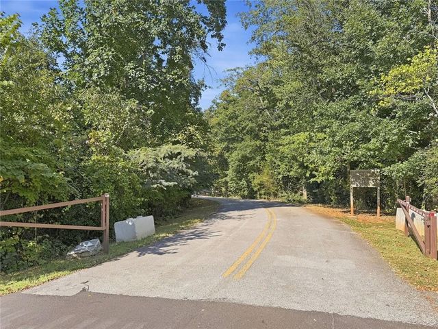 413 Hudson Cove Trail NE, Gainesville, GA 30506