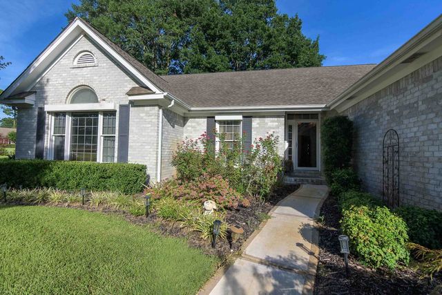 9754 Crane Dr., Myrtle Beach, SC 29572