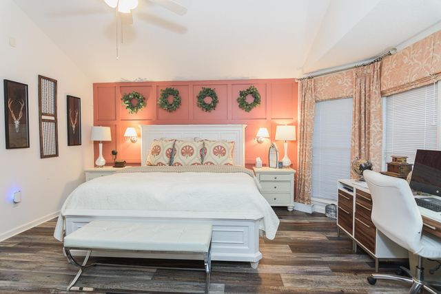 9754 Crane Dr., Myrtle Beach, SC 29572