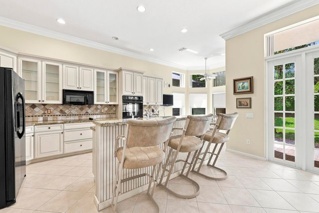 7199 Imperial Beach Circle, Delray Beach, FL 33446