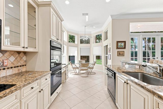 7199 Imperial Beach Circle, Delray Beach, FL 33446