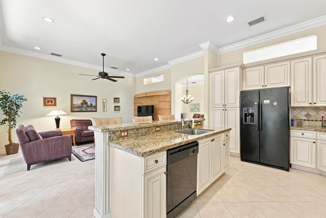 7199 Imperial Beach Circle, Delray Beach, FL 33446