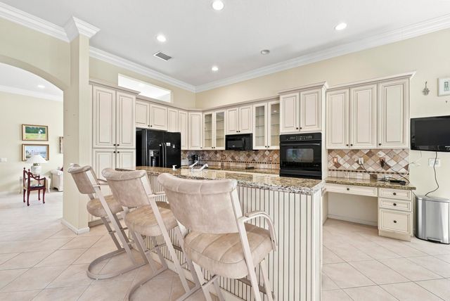 7199 Imperial Beach Circle, Delray Beach, FL 33446