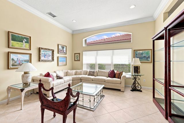 7199 Imperial Beach Circle, Delray Beach, FL 33446