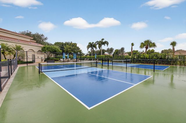 7199 Imperial Beach Circle, Delray Beach, FL 33446