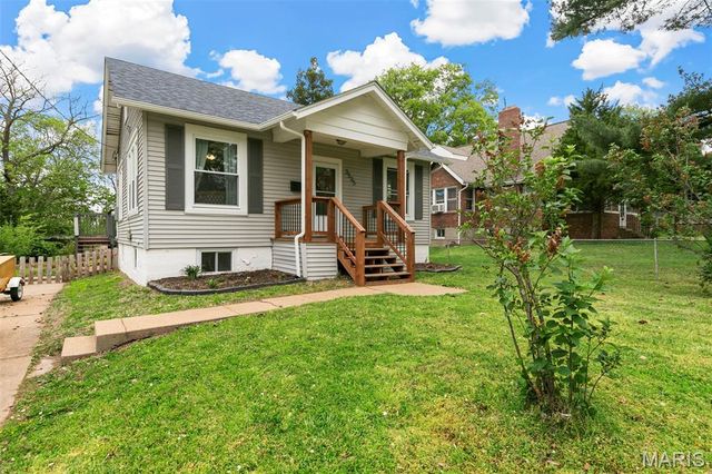 3535 Brown Road, St John, MO 63114
