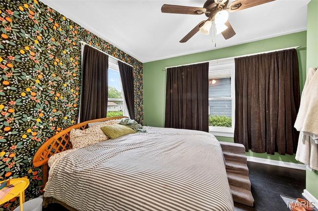 3535 Brown Road, St John, MO 63114
