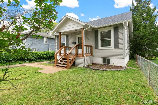 3535 Brown Road, St John, MO 63114
