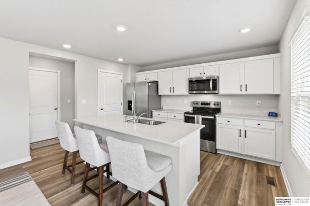 11860 S 115th Street, Papillion, NE 68046
