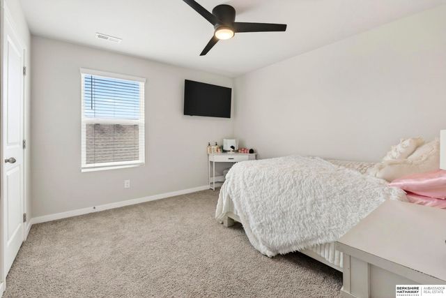 11860 S 115th Street, Papillion, NE 68046