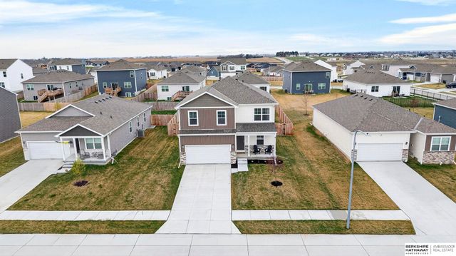 11860 S 115th Street, Papillion, NE 68046