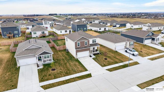 11860 S 115th Street, Papillion, NE 68046