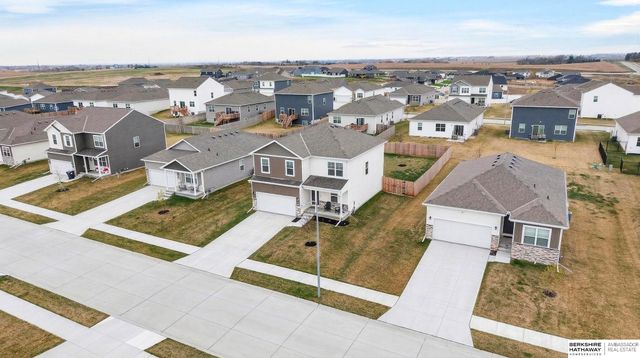11860 S 115th Street, Papillion, NE 68046