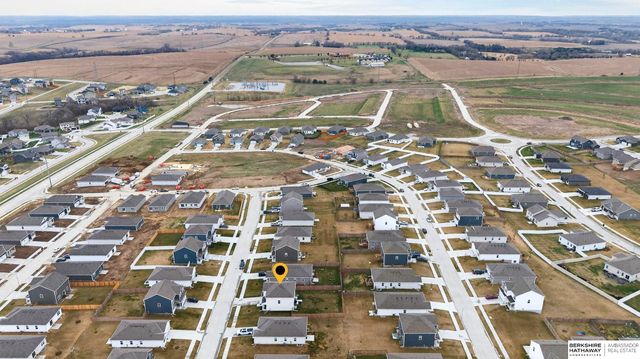 11860 S 115th Street, Papillion, NE 68046