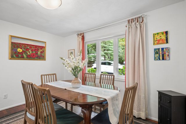 412 Parker St O, Newton, MA 02459