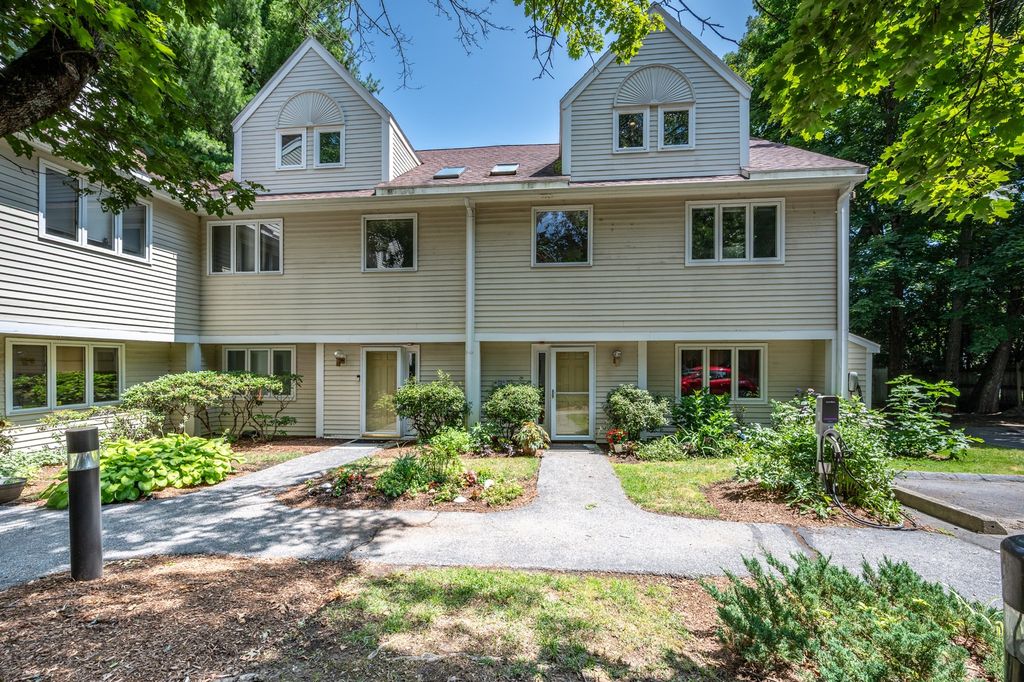 412 Parker St O, Newton, MA 02459