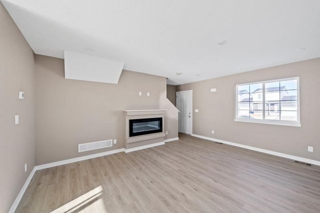 104 E Sycamore Street, Ogden, IA 50212