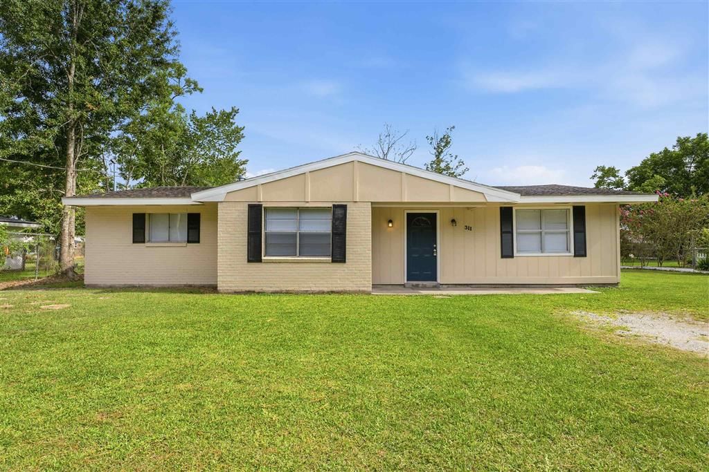 311 Goss Road, Westlake, LA 70669