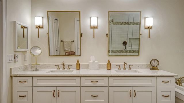 4060 PENSHURST PARK, Sarasota, FL 34235
