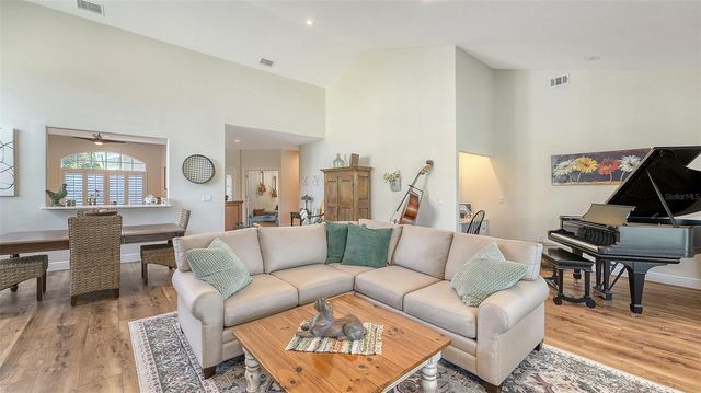 4060 PENSHURST PARK, Sarasota, FL 34235