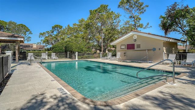 4060 PENSHURST PARK, Sarasota, FL 34235
