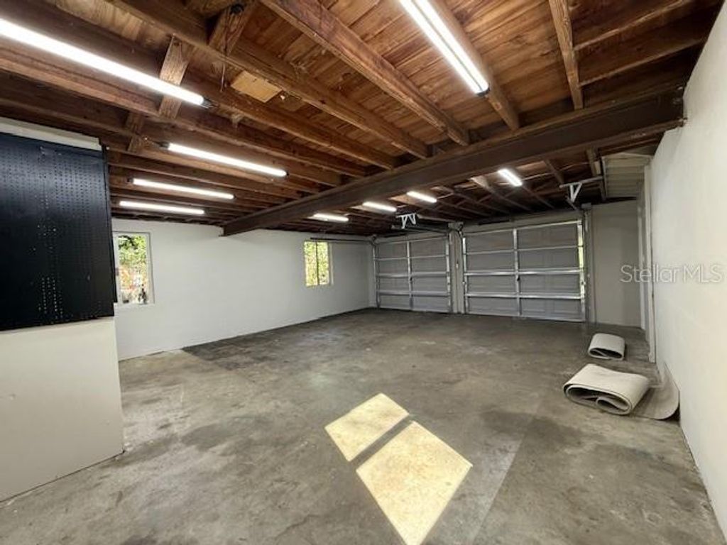 Image 36 of property listing at 18 CROOM ROAD, Brooksville, FL 34601