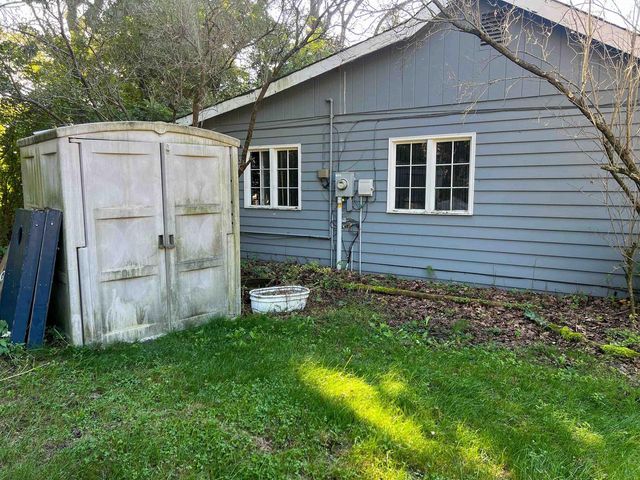 1176 Dakota Court, Friendship, WI 53934