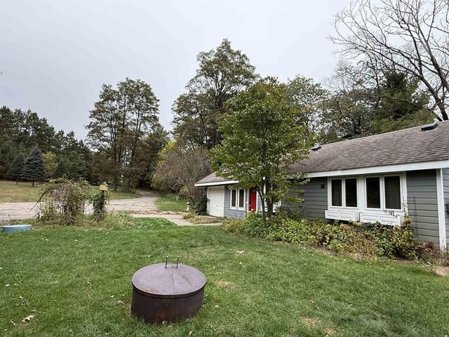 1176 Dakota Court, Friendship, WI 53934