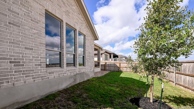 336 Alpine Lakes, New Braunfels, TX 78130