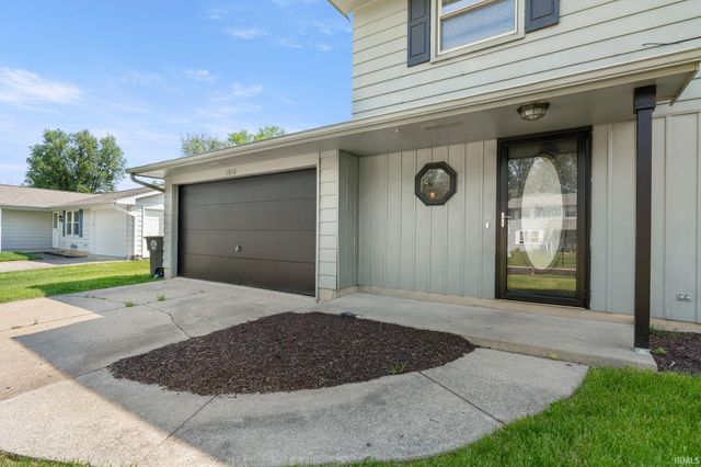 1816 Montgomery Court, Fort Wayne, IN 46815