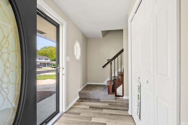 1816 Montgomery Court, Fort Wayne, IN 46815