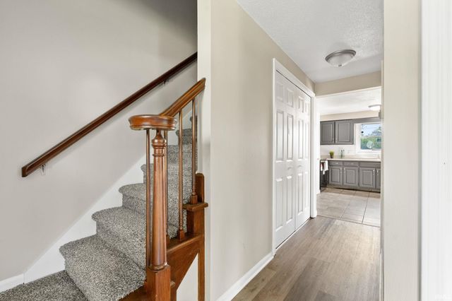 1816 Montgomery Court, Fort Wayne, IN 46815