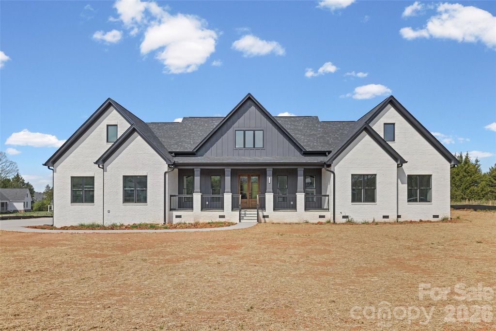 254 Triple Ponds Court, Clover, SC 29710