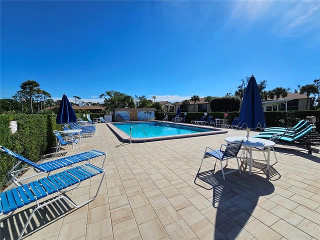 8 QUAILS RUN BOULEVARD 3, Englewood, FL 34223