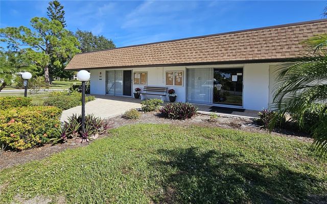 8 QUAILS RUN BOULEVARD 3, Englewood, FL 34223