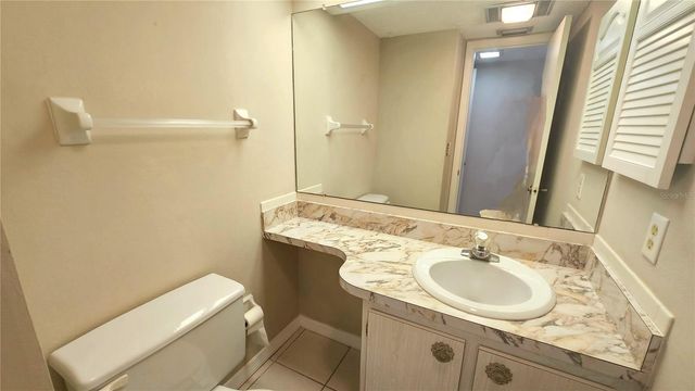 8 QUAILS RUN BOULEVARD 3, Englewood, FL 34223