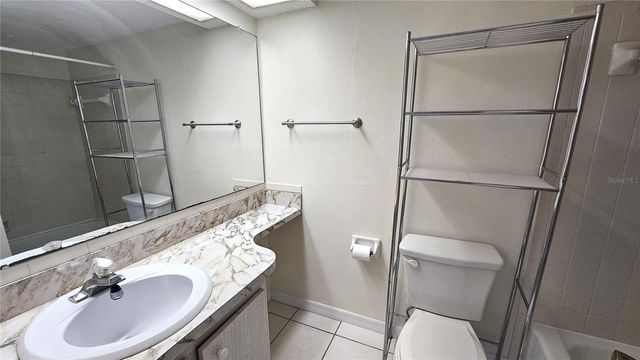 8 QUAILS RUN BOULEVARD 3, Englewood, FL 34223