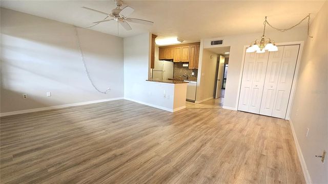 8 QUAILS RUN BOULEVARD 3, Englewood, FL 34223
