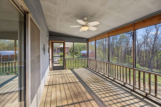 98 W Highland Drive, Ringgold, GA 30736